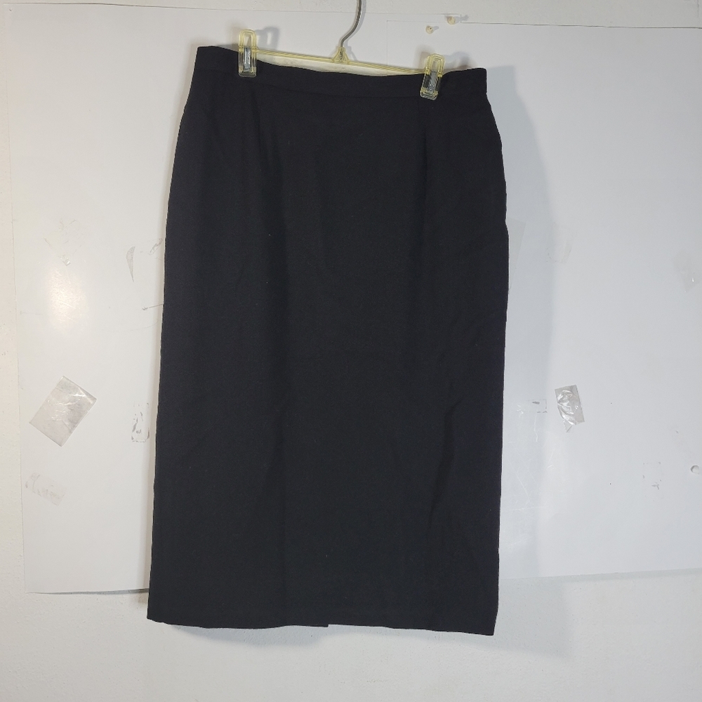 Womans J H Collectibles Black Wool Skirt Size 12 Lined